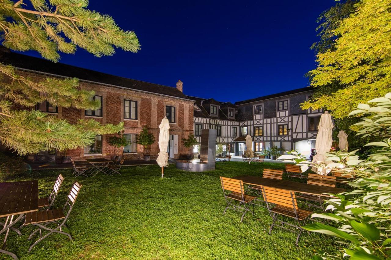 Hotel La Licorne & Spa Lyons-la-Forêt Exterior foto
