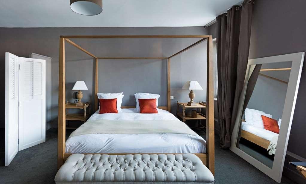 Hotel La Licorne & Spa Lyons-la-Forêt Zimmer foto